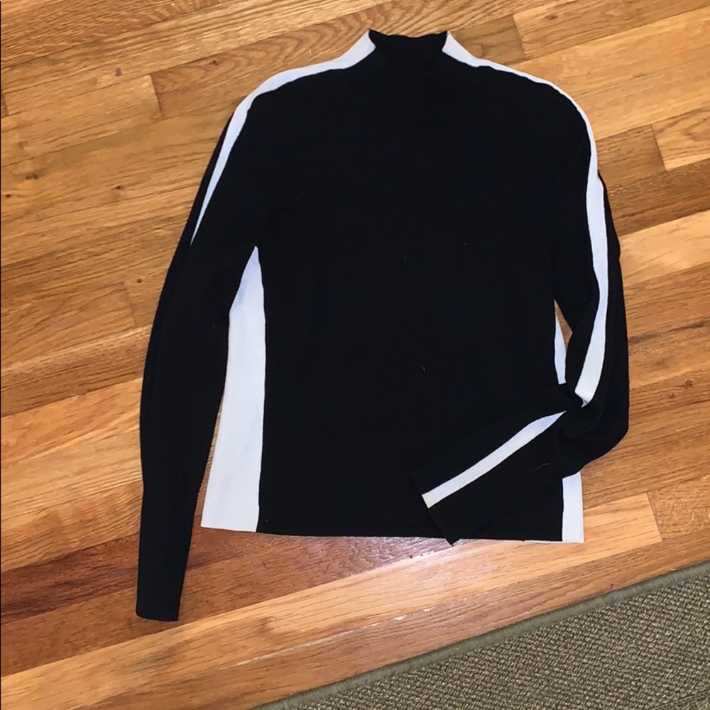 Beautiful color block sweater